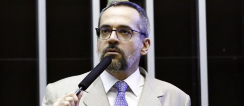 Ministro Abraham Weintraub é o pior que Vélez de acordo com a deputado Tábata Amaral (Arquivo Blasting News)