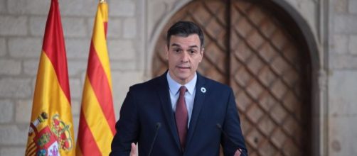 Pedro Sánchez acuerda con Torra iniciar la mesa de diálogo este febrero