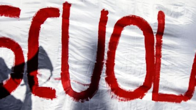 Scioperi scuola 14 febbraio e 17 marzo: mobilitazione per i docenti precari e sui concorsi.
