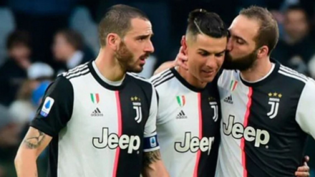 Verona-Juventus, probabili formazioni: ballottaggio Higuain-Dybala per affiancare Cristiano Ronaldo.