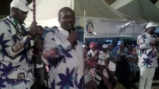 Le Candidat Achille Atanga de la CAY2 lors du grand meeting à Tsinga le 6 février 2020 (c) Odile Pahai