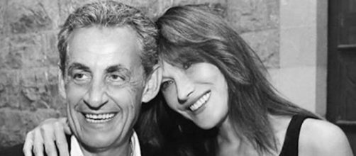 Carla Bruni et Nicolas Sarkozy fêtent leur douze ans de mariage. Credit: Instagram/carlabruniofficial