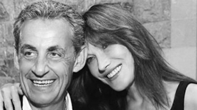 Carla Bruni et Nicolas Sarkozy fêtent leur douze ans de mariage. Credit: Instagram/carlabruniofficial