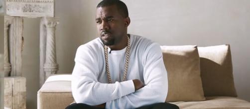 Kanye West é geminiano. (Reprodução/Youtube/HYPEBEAST)