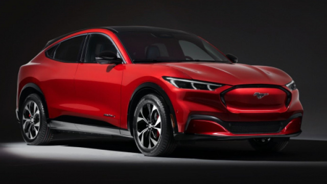 Ford Mustang Mach-E ha già raccolto oltre 40 mila ordini