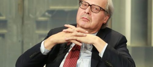 Vittorio Sgarbi è stato denunciato dagli scienziati per ciò che ha dichiarato in merito al coronavirus.