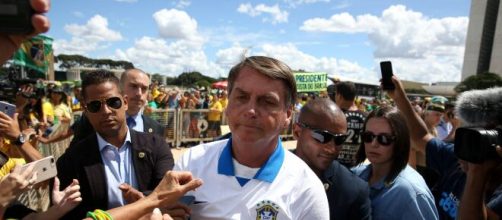 Bolsonaro participa de manifestação em Brasília. (Arquivo Blasting News)