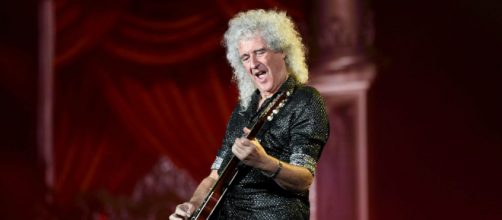 Brian May lancia messaggi di speranza. Il chitarrista dei Queen sostiene l'Italia su Instagram.