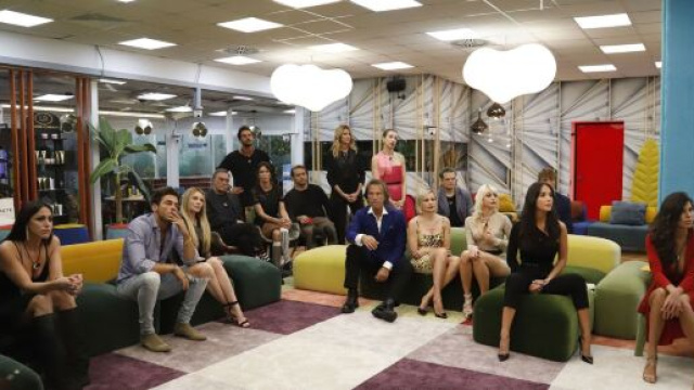 GF Vip, concorrenti lasciano la casa del Grande Fratello per ... - funweek.it