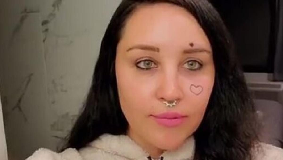 Amanda Bynes Pregnant With Her First Child