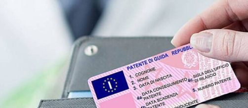 Decreto COVID-19 e patente auto in scadenza: proroga ad agosto ... - motorbox.com
