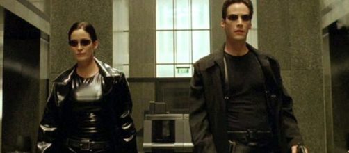 Celebridades de "Matrix" atualmente. (Reprodução/Warner Bros.)