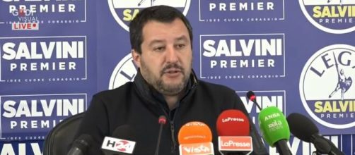 Matteo Salvini a L'aria che tira ha rivendicato il suo ruolo di opposizione nel segnalare i problemi.
