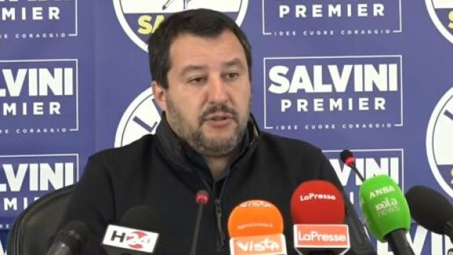 Matteo Salvini a L'aria che tira ha rivendicato il suo ruolo di opposizione nel segnalare i problemi.
