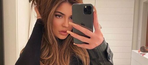 Artistas que são leoninos. (Reprodução/Instagram/@kyliejenner)
