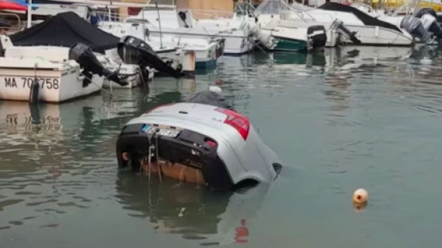 Marseille : Il tombe dans le Vieux-Port en suivant son GPS. Credit: Youtube 20 minutes