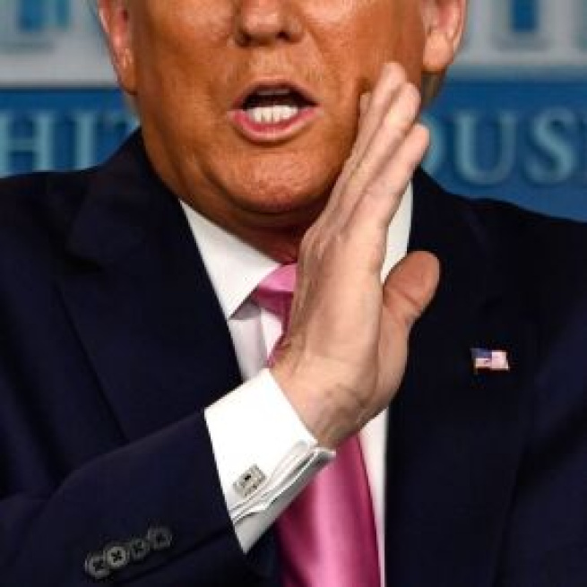 Donald Trump poco prudente al referir Covid-19 como "el virus chino"