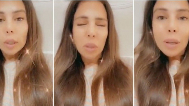 Suite aux polémiques sur ses vidéos, Kim s'excuse et explique qu'elle est fragilisée à cause du cancer de sa maman. @Snapchat : Kim Glow