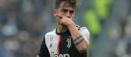 Coronavirus, Dybala positivo insieme alla fidanzata