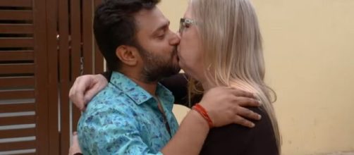 On '90 Day Fiancé,' Jenny hinted her that she's in India, could marry Sumit soon. [Image Source: TLC/ YouTube]