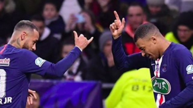 PSG : Neymar et Mbappé seraient évalués à 300 millions d'euros. Credit: Instagram/Neymarjr