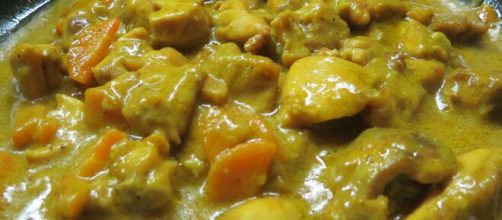 Carne di bue al curry fresco all'indiana.