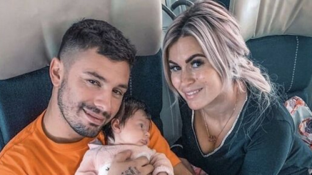 Carla et Kevin (Les Marseillais aux Caraïbes) de retour en France, ils répondent aux critiques des internautes.