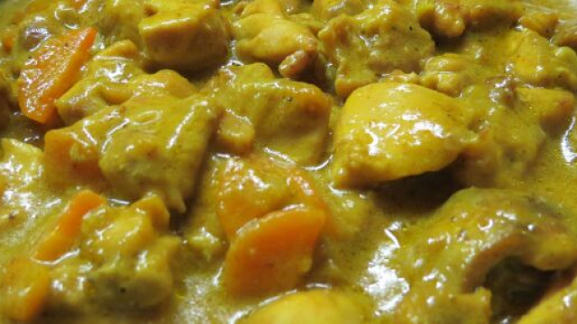 Carne di bue al curry fresco all'indiana.
