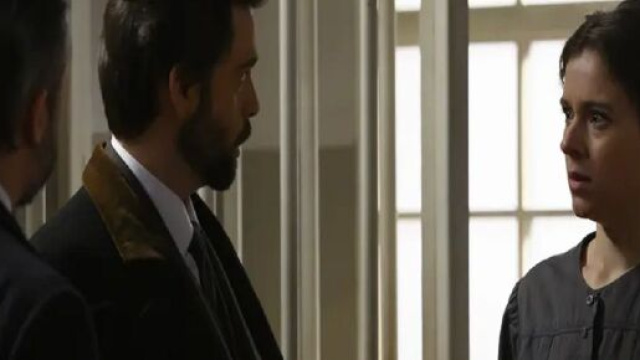 Una Vita, spoiler spagnoli: Genoveva legge la lettera di Santiago e finisce in ospedale.