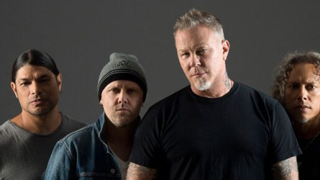 Coronavirus, i Metallica regalano ai fan un concerto in streaming ogni settimana