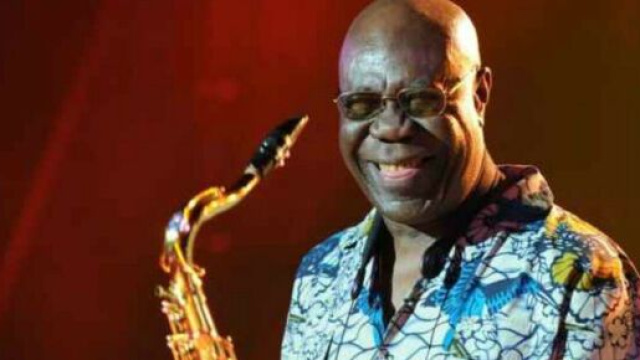 Il musicista Manu Dibango, deceduto per il Coronavirus