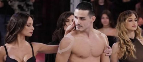 Valentin Dumitru e Francesca Tocca ad Amici 19.