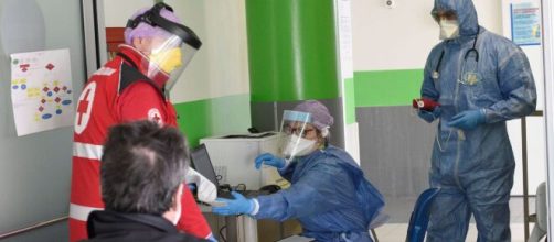 Coronavirus, in Lombardia nuovo forte incremento dei casi: almeno 2500 nelle ultime 24 ore.
