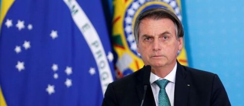 Bolsonaro faz piada e diz que brasileiros possuem anticorpos para combater o coronavírus. (Arquivo Blasting News)