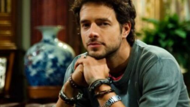 Un posto al sole, trame dal 6 al 10 aprile: Filippo incontra Tommaso.