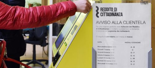 Reddito di cittadinanza da estendere, le ipotesi allo studio.