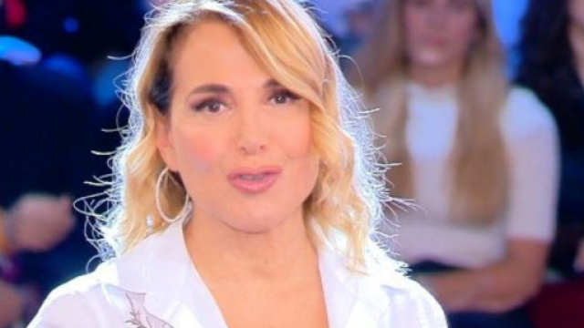 Barbara D'Urso replica a Pupo: 'Basta parlare di una presunta storia tra noi, è falso'.
