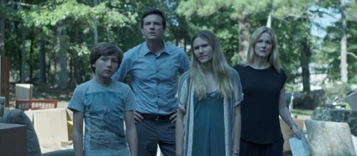 Família Byrde enfrenta situações ainda mais tensas na terceira temporada de 'Ozark'. (Arquivo Blasting News)