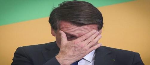 Jair Bolsonaro poderá pagar indenização de 100 mil reais por estimular fim do isolamento. (Arquivo Blasting News)