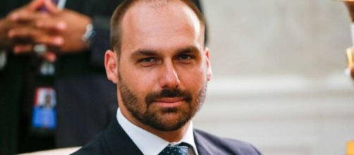 Eduardo Bolsonaro disse que não assiste BBB, mas desejou sorte a Prior contra Manu. (Arquivo Blasting News)