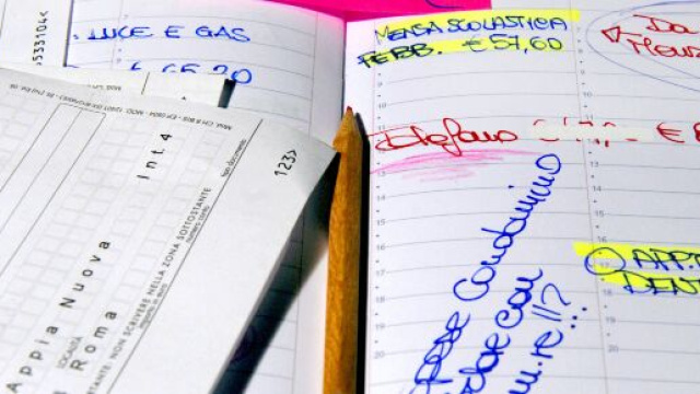 Bollette luce, acqua e gas: morosi al sicuro