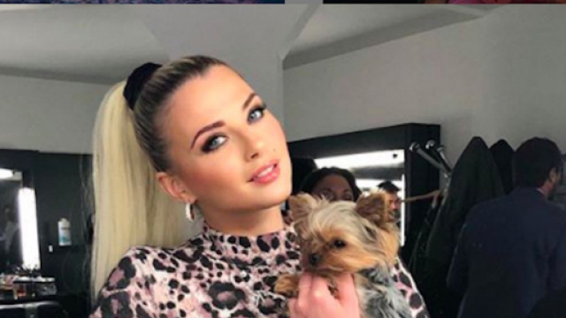 TPMP : La tenue de yoga de Kelly Vedovelli divise les internautes. Credit : Instagram/kellyvedovelli