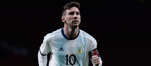Leo Messi con la maglia della nazionale argentina