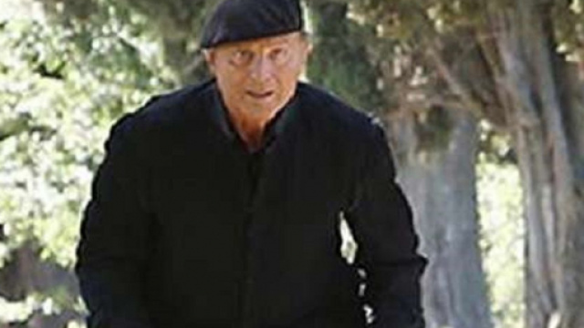 Don Matteo 12, spoiler 9^ puntata: il sacerdote salva la vita a una donna.