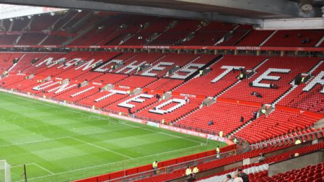 Il derby di Manchester in Premier League si disputer&agrave; l'8 marzo a 'Old Trafford'.