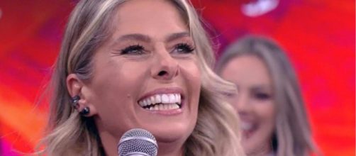 Adriane Galisteu fecha com Record TV. (Reprodução/TV Globo)