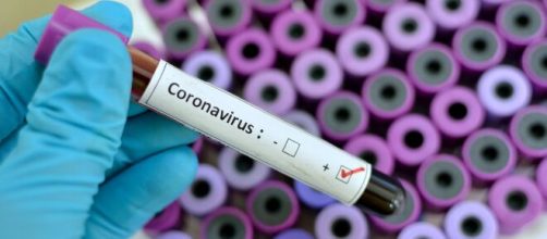 Coronavirus: medici e infermieri fanno turni massacranti per garantire l'assistenza ai contagiati.
