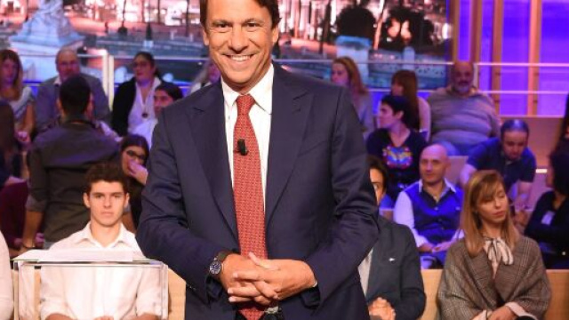 Nicola Porro di 'Quarta Repubblica' contagiato, salta il programma di Rete 4.
