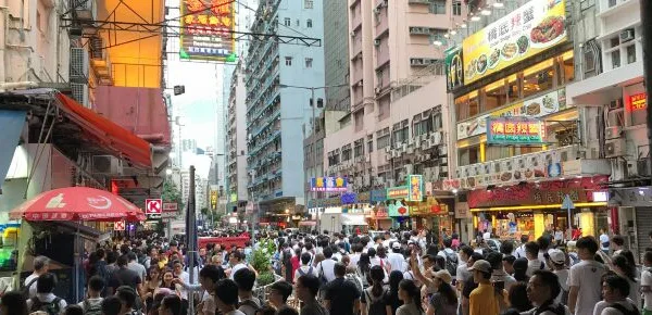 Covid-19, a Hong Kong scattano nuovamente le misure restrittive