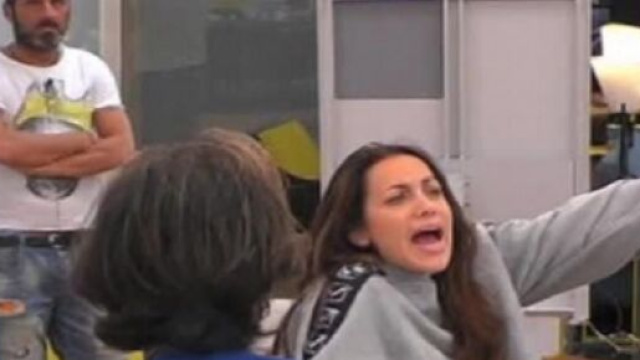 Sossio e Tersanna: ancora una violenta discussione.